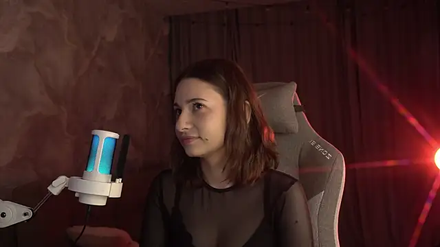 LumeNova online show from February 2026 02:20:02 AM