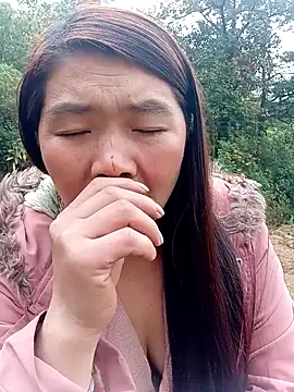 quynhkoolbae online show from December 2025 01:25:01 AM