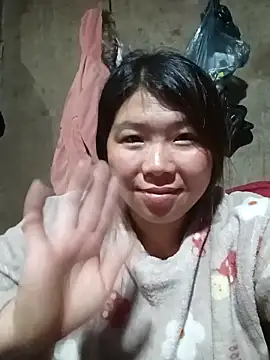 Snapshot of quynhkoolbae chatting on April 2026 01:02:01 PM quynhkoolbae online show from April 2026 01:02:01 PM