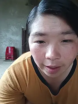 Snapshot of quynhkoolbae chatting on May 2026 03:03:02 AM quynhkoolbae online show from May 2026 03:03:02 AM
