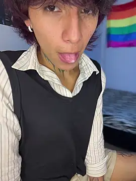 Snapshot of bellamy_095 chatting on February 2026 08:59:02 PM bellamy 095 online show from February 2026 08:59:02 PM