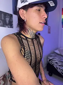 Snapshot of bellamy_095 chatting on February 2026 08:05:02 PM bellamy 095 online show from February 2026 08:05:02 PM