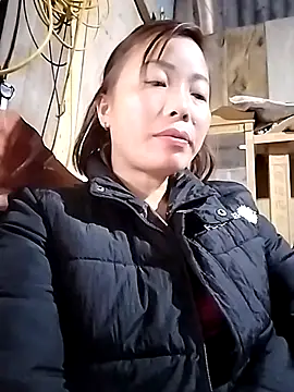 Annaacutee online show from December 2025 01:11:01 AM