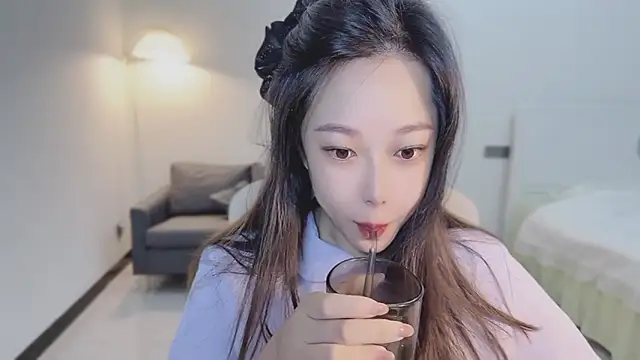 Snapshot of Maymay_ chatting on October 2025 11:05:01 PM Maymay online show from October 2025 11:05:01 PM