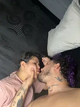 sofi and curlers669 online show from November 2025 03:05:01 AM