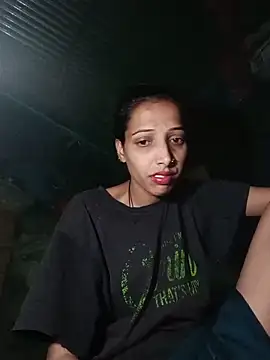 Snapshot of Pinki_thakur_1 chatting on May 2026 08:05:01 PM Pinki thakur 1 online show from May 2026 08:05:01 PM