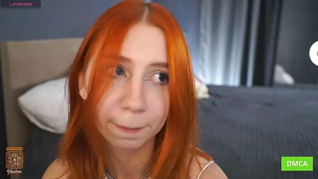 Venelopa online show from November 2025 03:01:02 PM