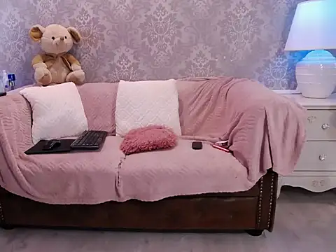 Ella Raven online show from April 2026 05:12:02 AM