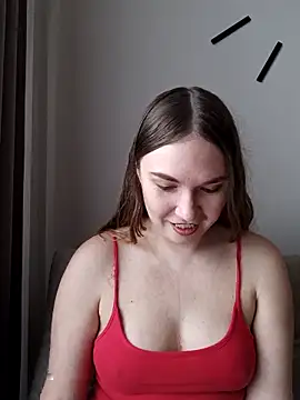 KisaVixen online show from March 2026 12:01:02 PM