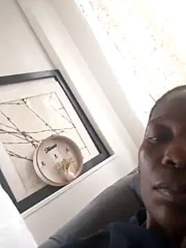 londie2 online show from November 2025 06:45:01 AM