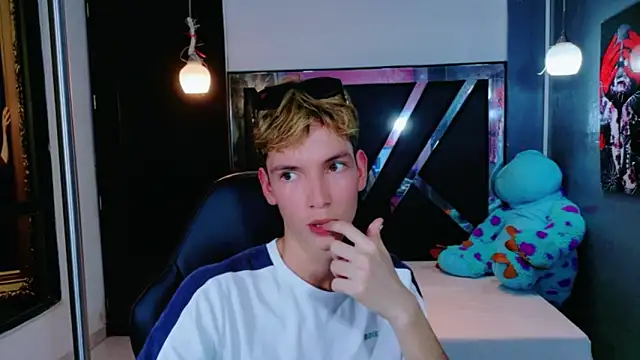 park jimin1 online show from December 2025 07:08:02 PM