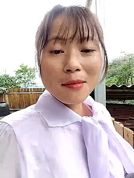 Snapshot of linda_bae00 chatting on October 2025 01:14:01 AM linda bae00 online show from October 2025 01:14:01 AM