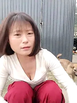 linda bae00 online show from February 2026 11:48:01 PM