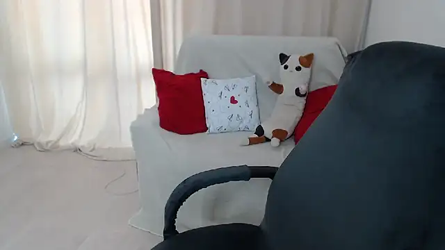 Snapshot of AdelinaLawson chatting on March 2025 06:14:02 AM AdelinaLawson online show from March 2025 06:14:02 AM