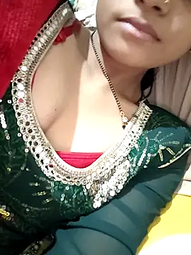 Komal0099 online show from December 2025 03:40:02 PM