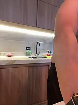 Tomas Olivia online show from March 2026 10:38:01 PM