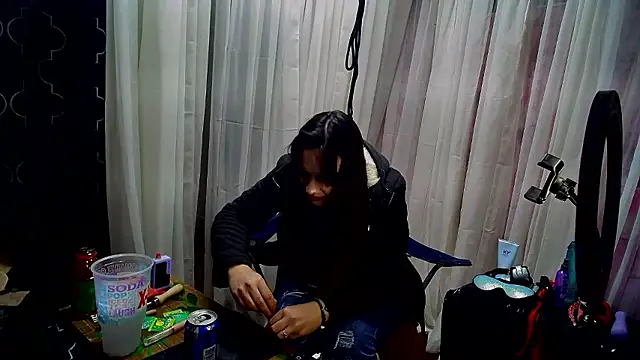 lillylooney online show from October 2025 03:53:02 AM