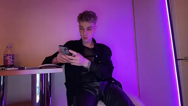 davesinner online show from April 2026 03:37:02 AM