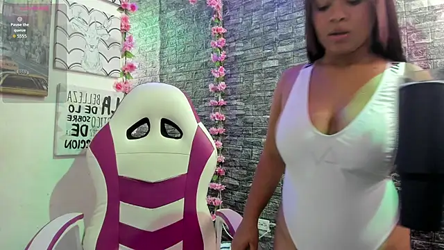 karoll  sex online show from October 2025 12:39:02 PM