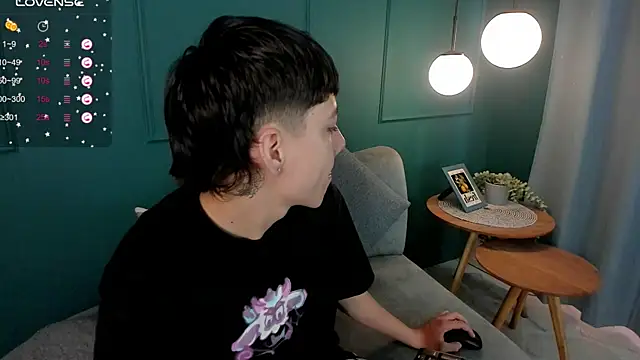 Snapshot of oblivion_deku chatting on June 2026 02:43:02 PM oblivion deku online show from June 2026 02:43:02 PM
