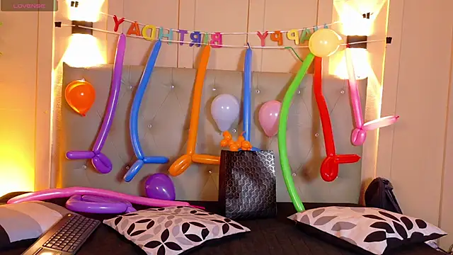 Snapshot of Daiisy_kiss chatting on May 2026 01:30:01 PM Daiisy kiss online show from May 2026 01:30:01 PM
