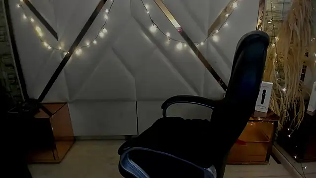 Morana  Hot online show from November 2025 05:13:02 AM