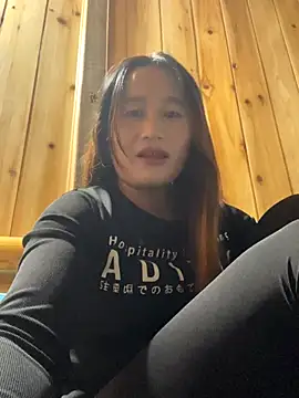 phungtiti online show from November 2025 03:39:02 AM