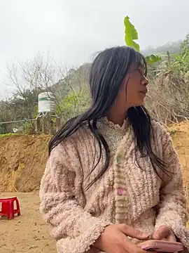 EmLy02 online show from January 2026 02:58:02 AM