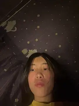 EmLy02 online show from March 2026 01:34:01 AM