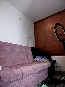 Snapshot of VioletaLorette chatting on September 2025 03:10:02 AM VioletaLorette online show from September 2025 03:10:02 AM