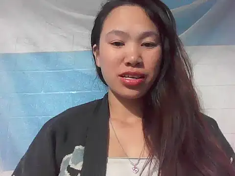 fanchunn online show from November 2025 01:06:01 PM