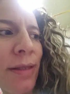 Nina vallon online show from December 2025 03:20:01 PM