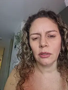 Snapshot of Nina_vallon chatting on June 2026 12:59:01 AM Nina vallon online show from June 2026 12:59:01 AM