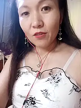 Snapshot of Joanna1122 chatting on October 2025 03:54:01 PM Joanna1122 online show from October 2025 03:54:01 PM