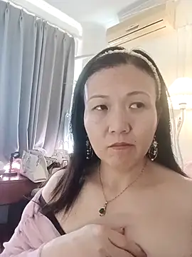 Snapshot of Joanna1122 chatting on February 2026 03:33:01 AM Joanna1122 online show from February 2026 03:33:01 AM