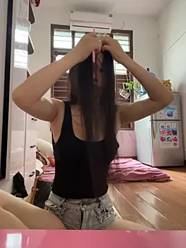 Miumieu online show from September 2025 04:25:02 AM