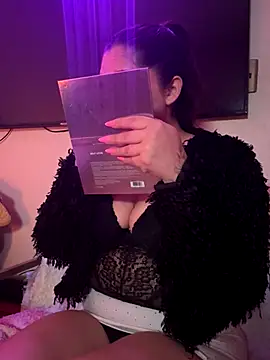 smokemilv online show from October 2025 06:08:01 AM