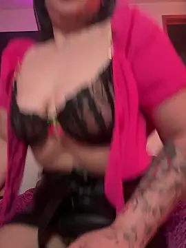 smokemilv online show from November 2025 04:12:02 AM