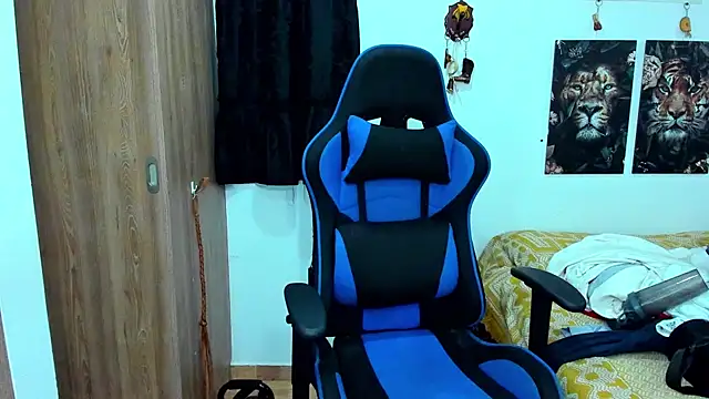 Snapshot of javiersexymann chatting on January 2025 11:02:02 PM javiersexymann online show from January 2025 11:02:02 PM