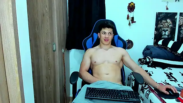 Snapshot of javiersexymann chatting on February 2025 10:26:01 PM javiersexymann online show from February 2025 10:26:01 PM