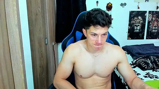 Snapshot of javiersexymann chatting on February 2025 08:36:02 PM javiersexymann online show from February 2025 08:36:02 PM