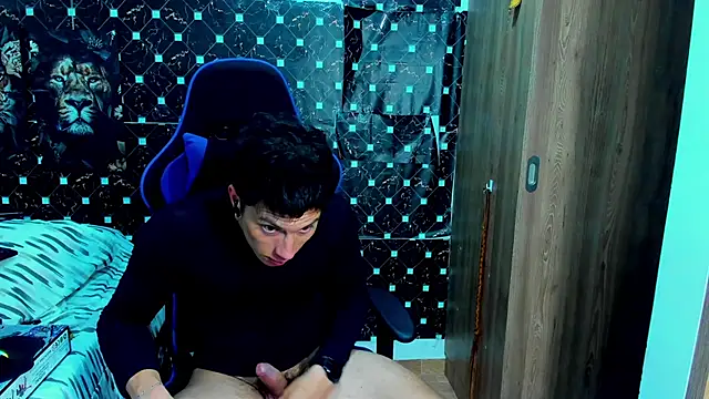 Snapshot of javiersexymann chatting on January 2026 01:08:02 AM javiersexymann online show from January 2026 01:08:02 AM