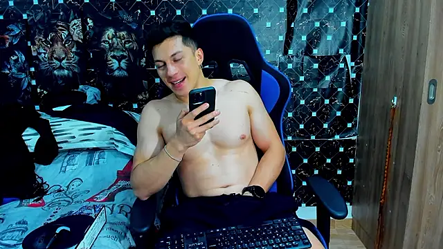 javiersexymann online show from February 2026 02:19:01 AM