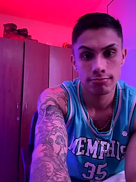 Snapshot of Manuel99boy chatting on September 2025 03:52:01 AM Manuel99boy online show from September 2025 03:52:01 AM