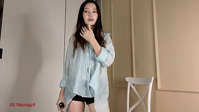 yayongg online show from September 2025 01:16:02 PM