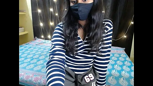 Vanya 7 online show from November 2025 06:26:01 PM