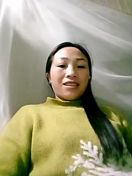 lucybaby00 online show from February 2026 10:28:01 PM