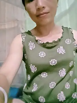 Snapshot of lucybaby00 chatting on July 2026 11:24:02 AM lucybaby00 online show from July 2026 11:24:02 AM
