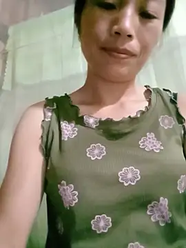 Snapshot of lucybaby00 chatting on August 2026 11:41:01 PM lucybaby00 online show from August 2026 11:41:01 PM