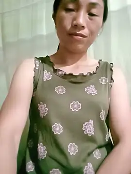 Snapshot of lucybaby00 chatting on August 2026 11:51:02 PM lucybaby00 online show from August 2026 11:51:02 PM